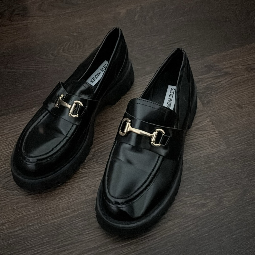 Steve Madden Elegant Black Loafers